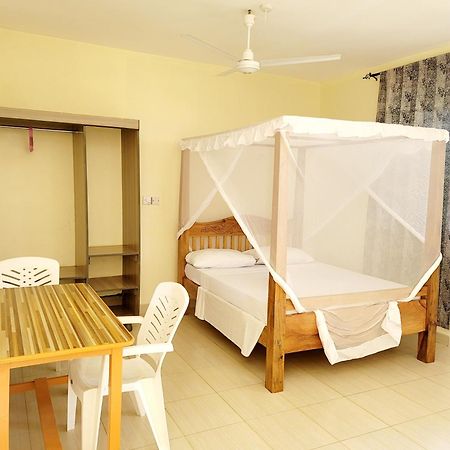 Casuarina Lounge Malindi Exterior foto