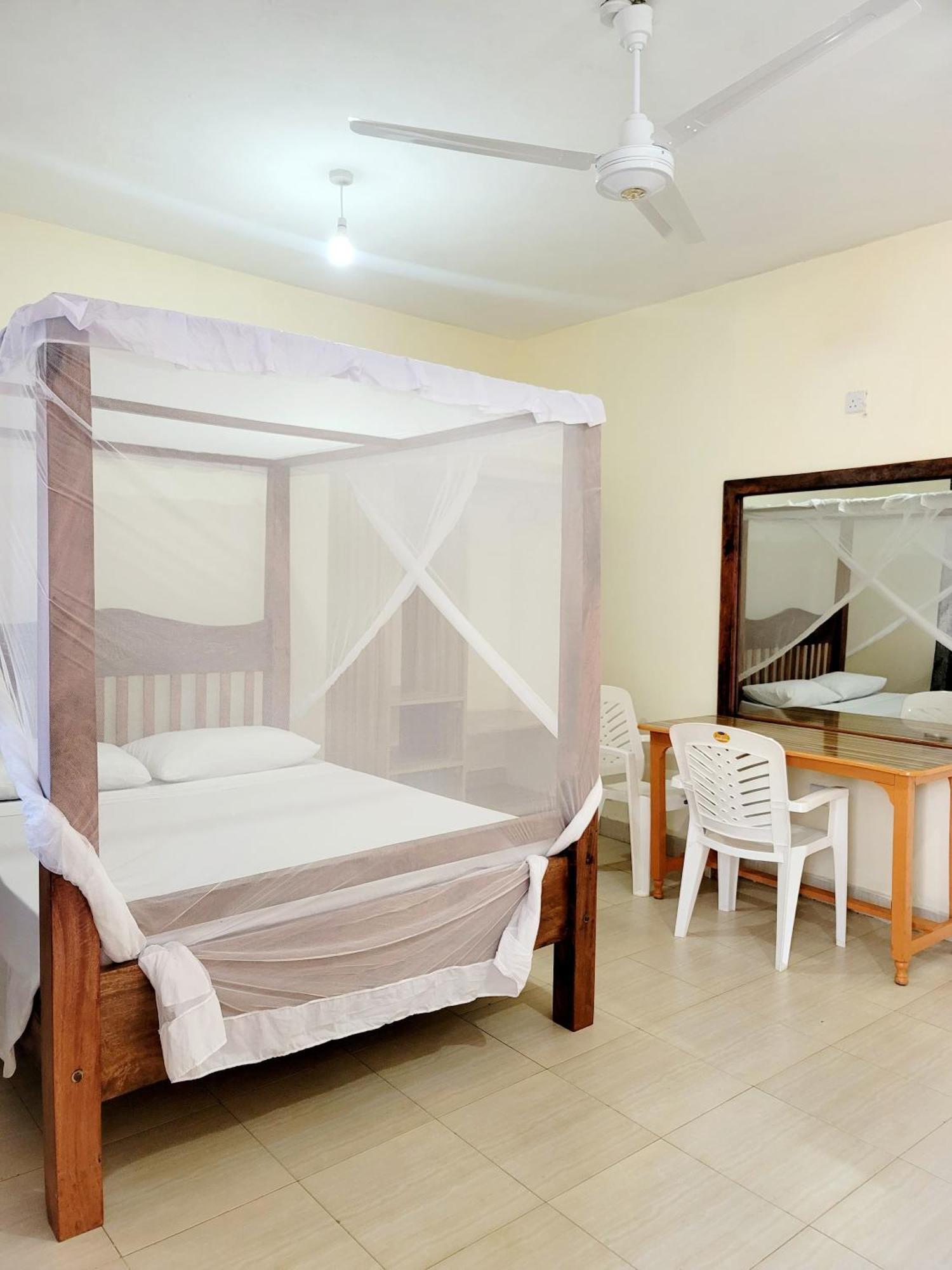 Casuarina Lounge Malindi Exterior foto
