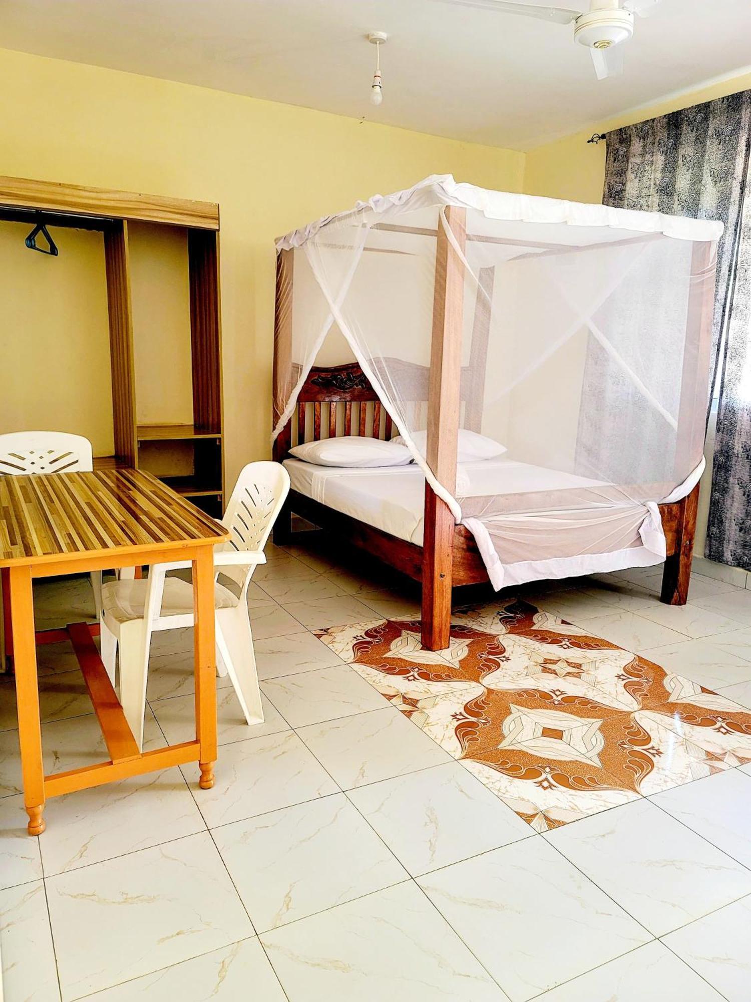 Casuarina Lounge Malindi Exterior foto